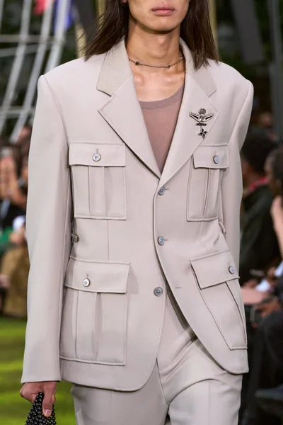 Look 173